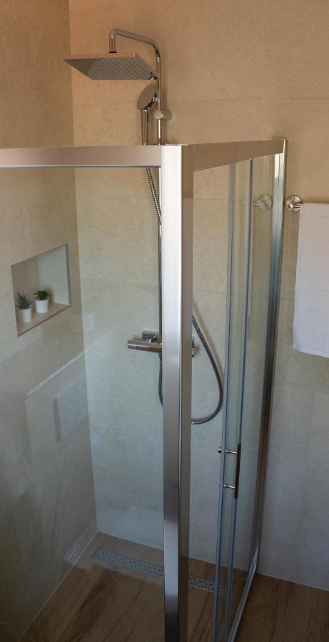 Sea And Mountain View Apartments Duće 외부 사진