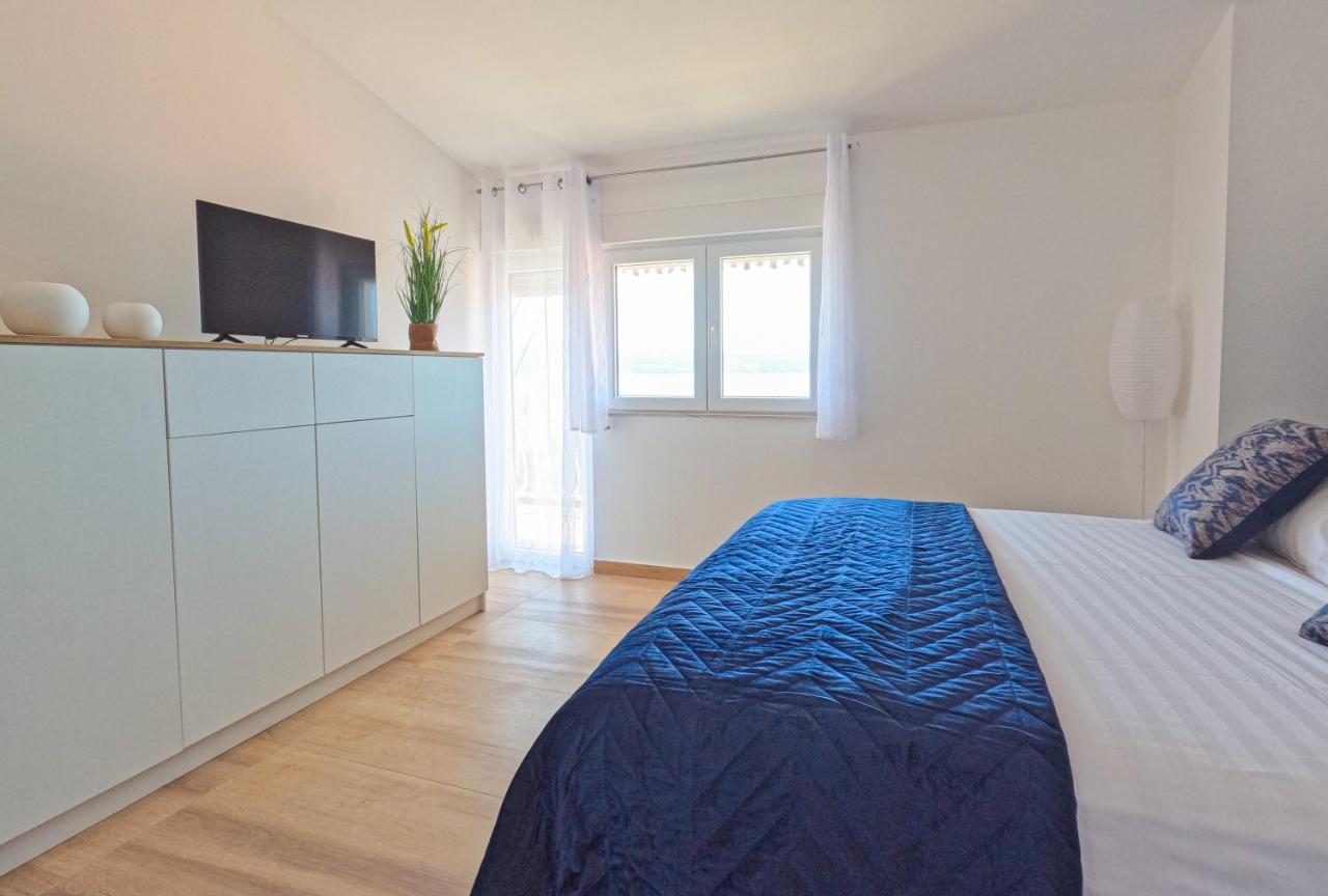 Sea And Mountain View Apartments Duće 외부 사진