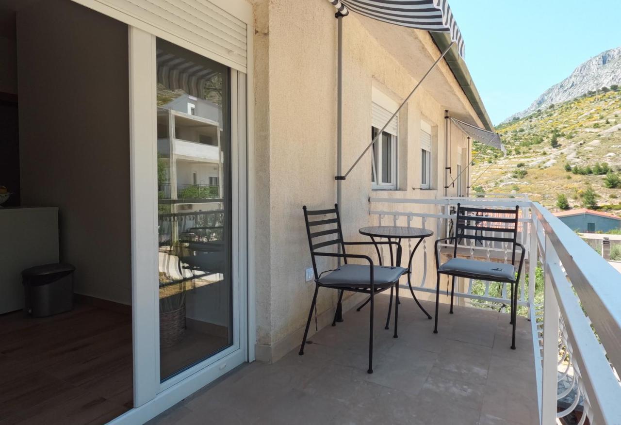 Sea And Mountain View Apartments Duće 외부 사진