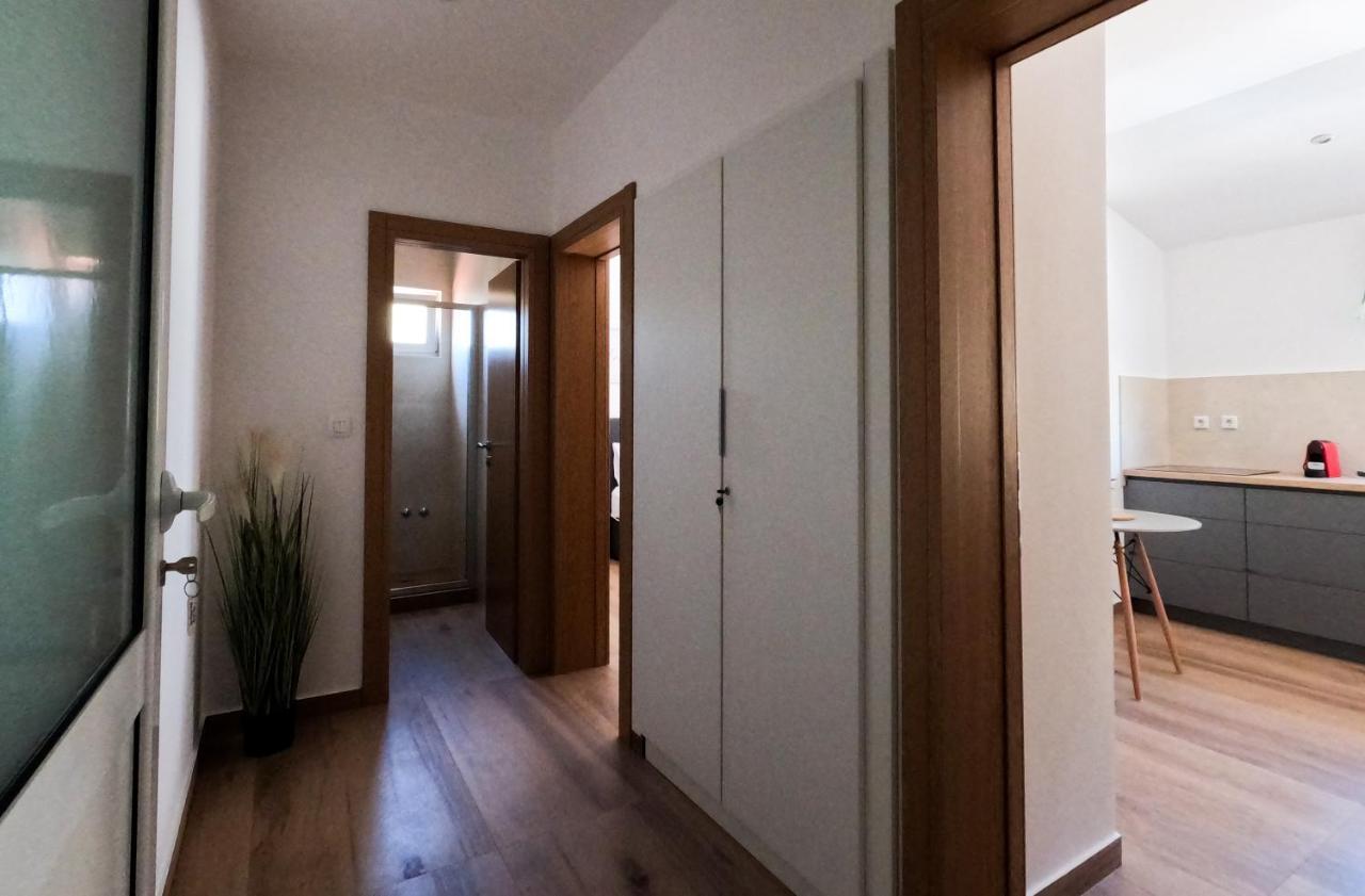 Sea And Mountain View Apartments Duće 외부 사진