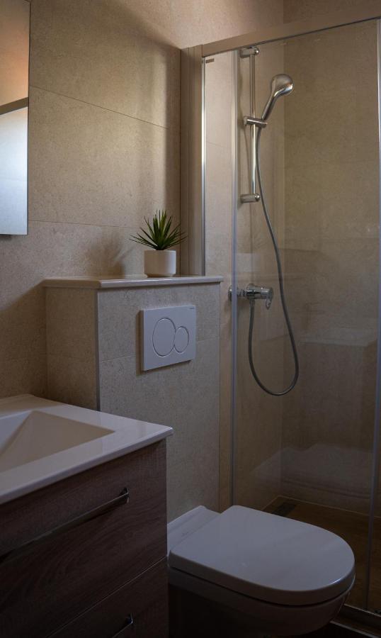Sea And Mountain View Apartments Duće 외부 사진
